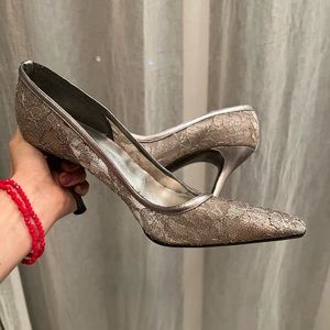 Stuart weitzman silver lace heels